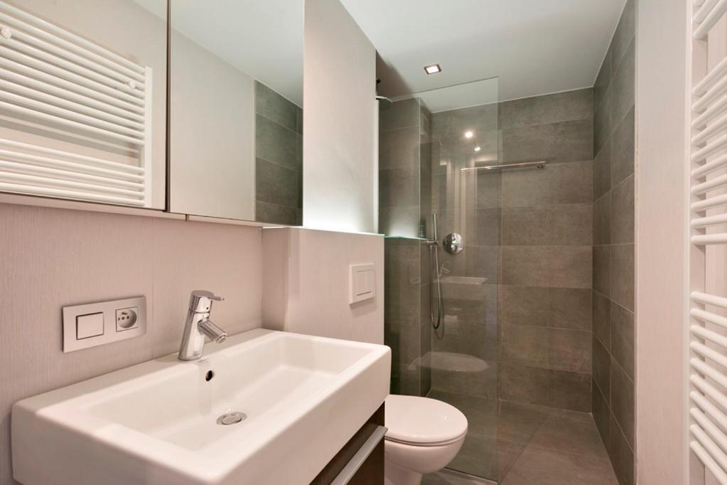 Montezuma Luxe Studio Met Frontaal Zeezicht Zonder Aparte Slaapkamer Oostende Exterior foto